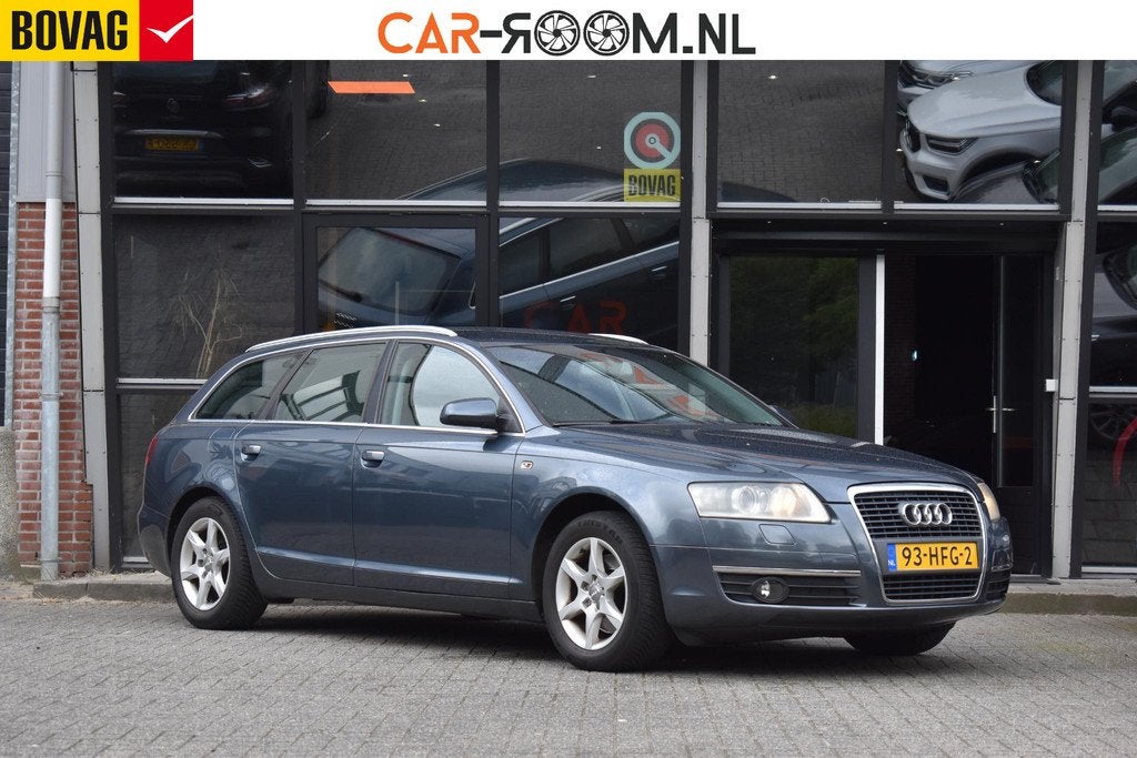 Audi A6 Avant 2.4 Cruise Airco Navi Trekhaak, Auto's, Audi, Stof, Zwart, Parkeersensor, Blauw