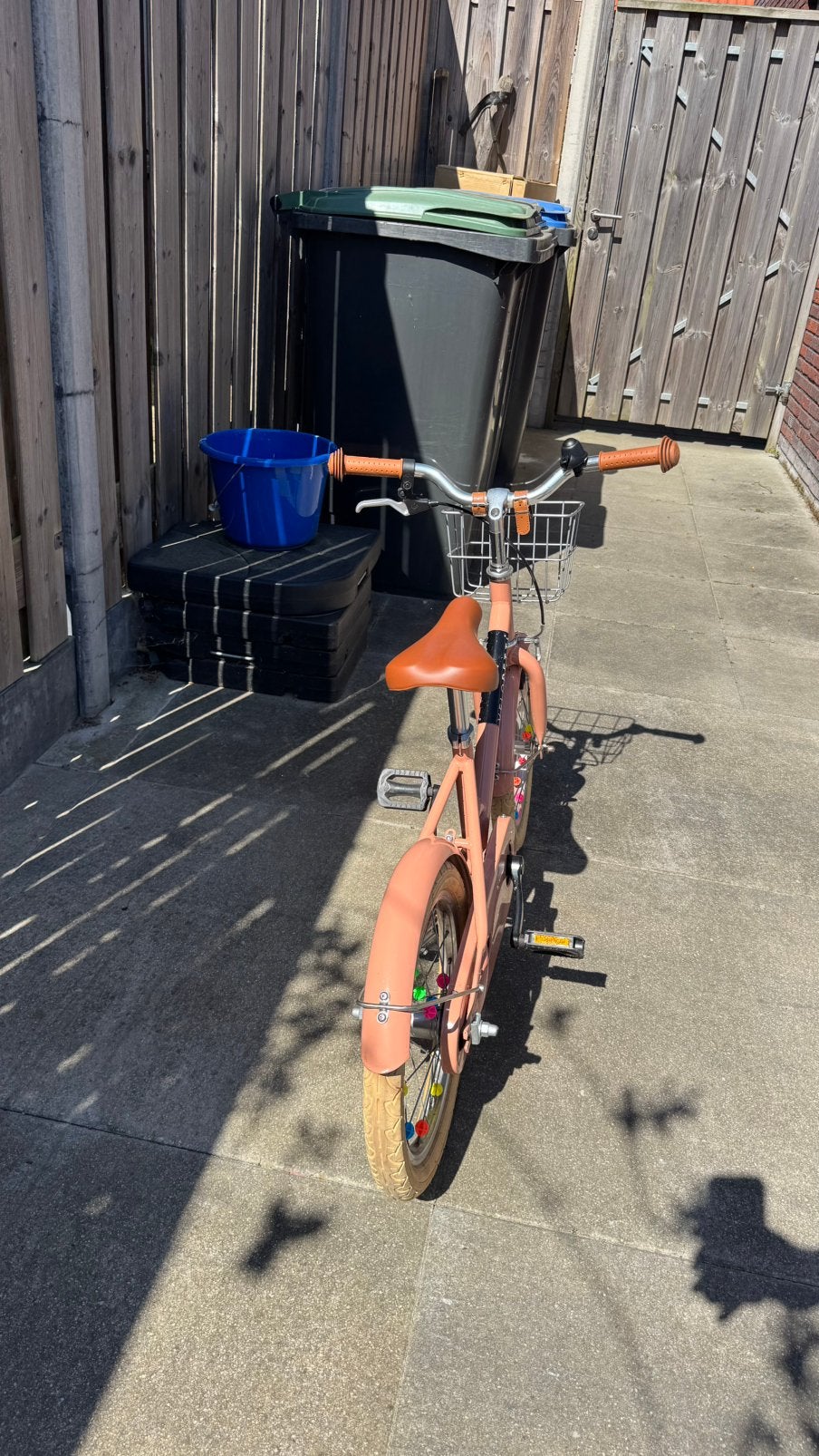 Veloretti 16 inch met bijhorend mandje en zijwieltjes, Ophalen, Terugtraprem, Zijwieltjes, 16 tot 20 inch