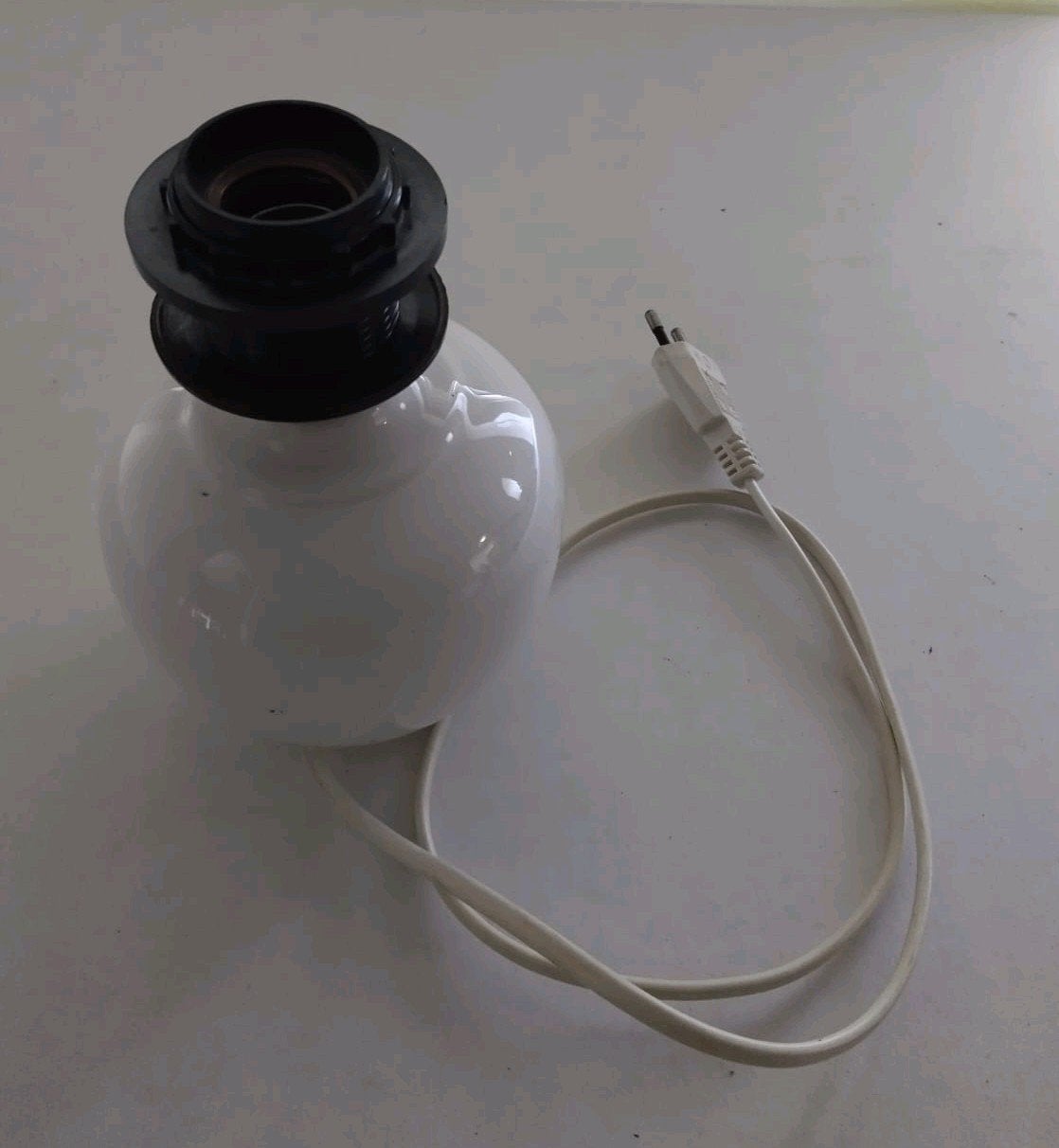witte lampvoet tafellamp, Huis en Inrichting, Ophalen of Verzenden, Gebruikt