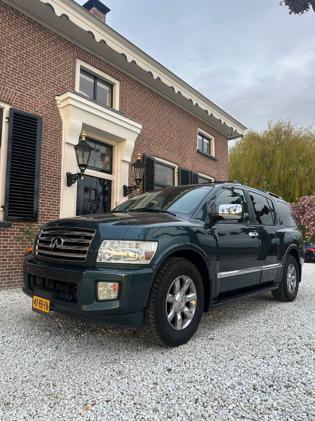 Infiniti 5.8 V8 2005 Groen 8 persoons, Auto's, Infiniti, Origineel Nederlands, 313 pk, 750 kg, 3300 kg