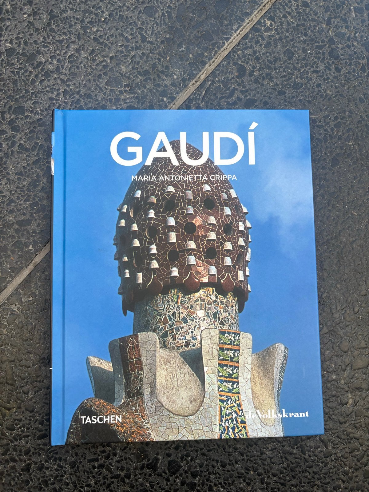 Gaudi - Maria Antonietta Crippa - Taschen, Boeken, Ophalen of Verzenden, Zo goed als nieuw, Overige onderwerpen