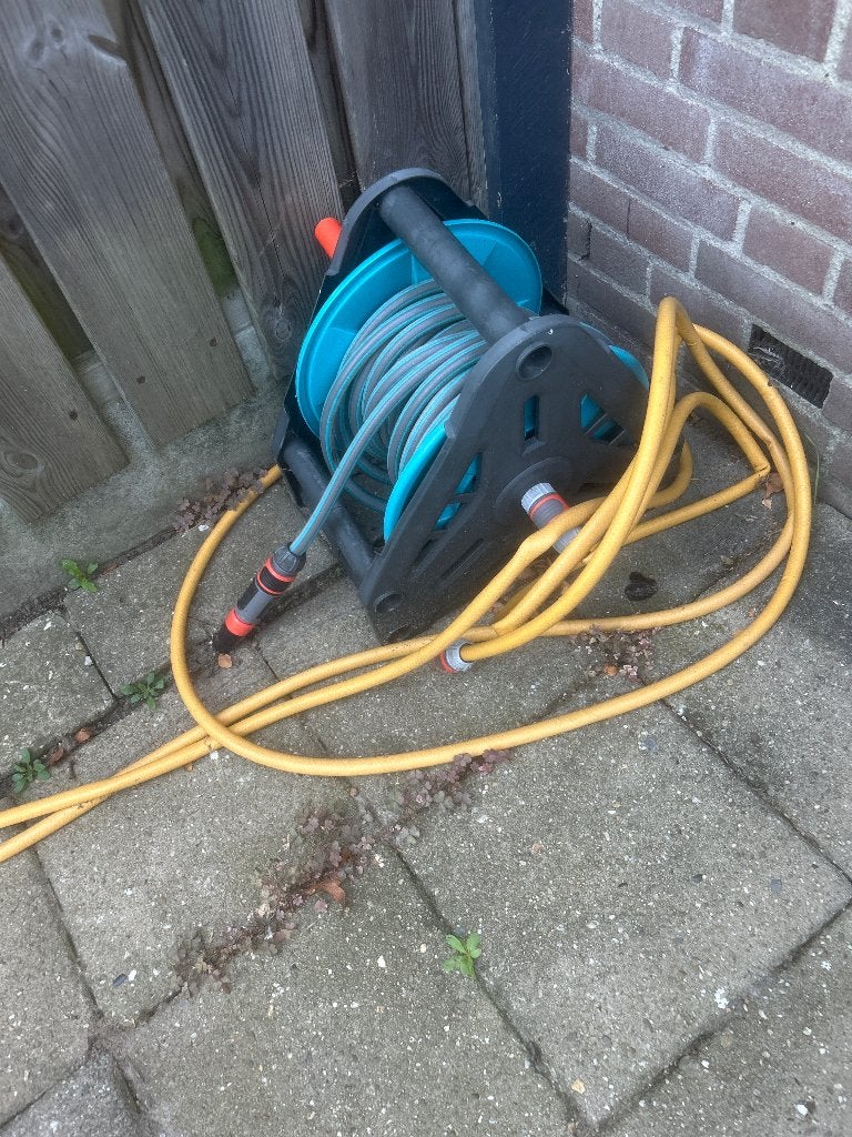 Tuinslang op haspel, Tuin en Terras, Ophalen, Zo goed als nieuw, Tuinslang