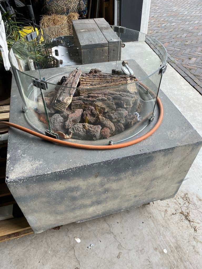 Vuurtafel 76x76x48 cm op flessengas, Ophalen, Gebruikt