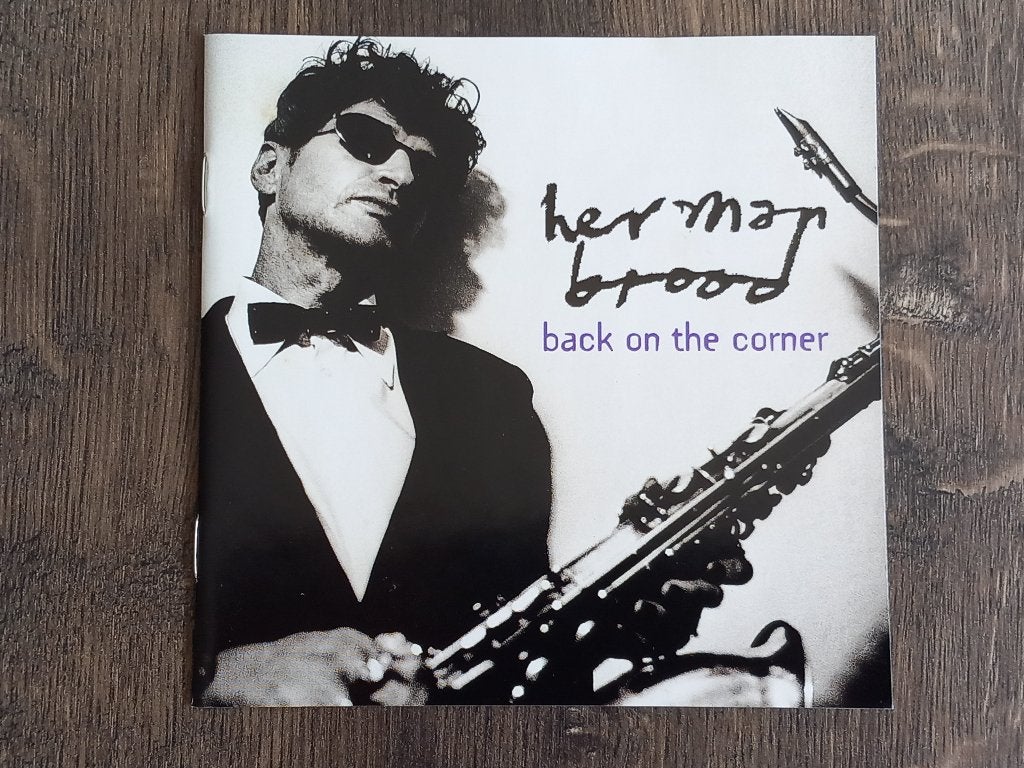 CD  Herman Brood - Back on the corner (1999), Ophalen of Verzenden, Zo goed als nieuw, Jazz-fusion