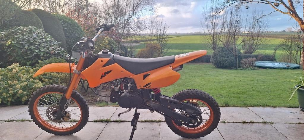 Schakel pit/dirtbike, Zo goed als nieuw, 110 cc, 4 versnellingen, Ophalen