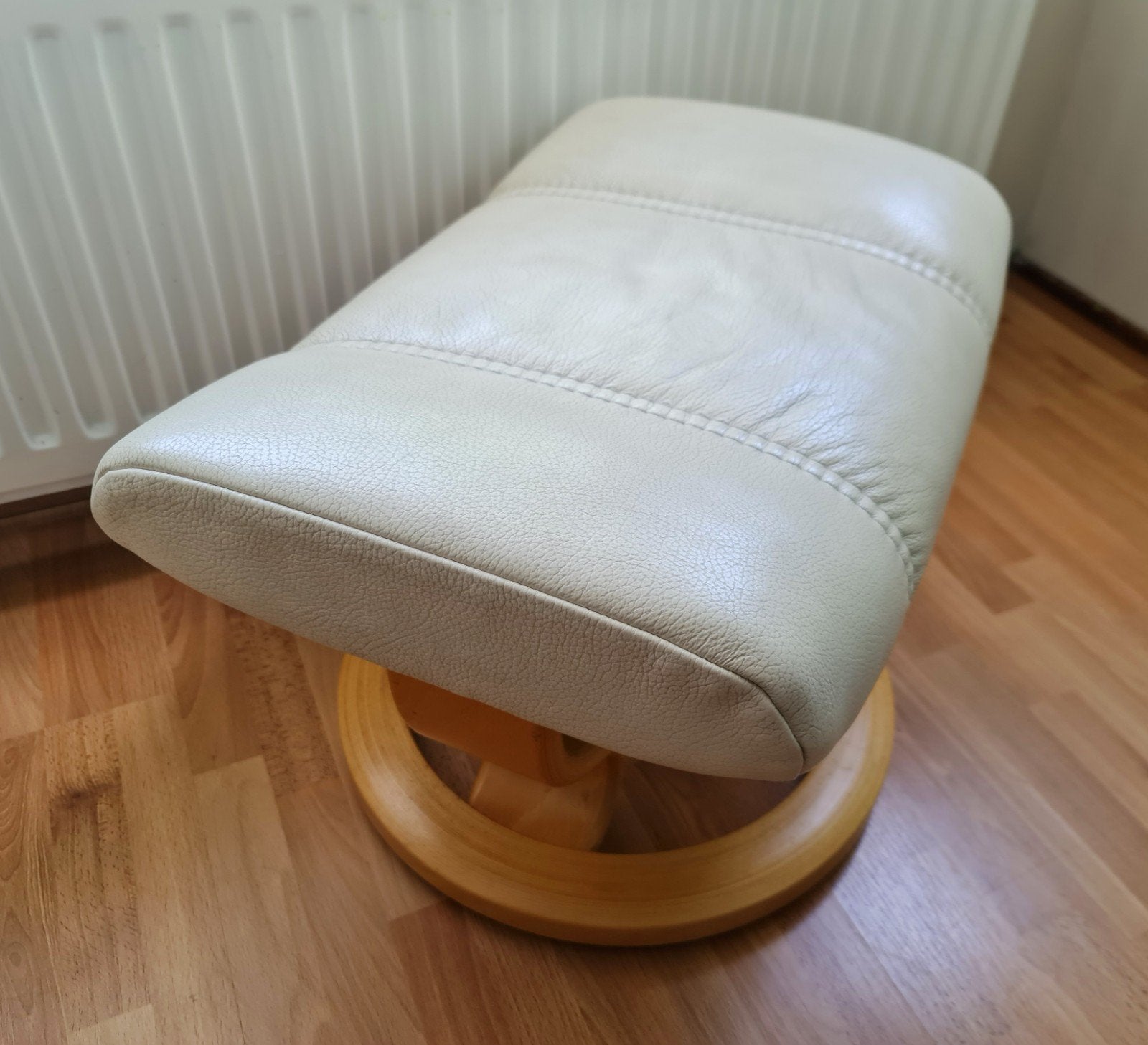Stressless Ekornes vintage voetenbank poef crème leer, Ophalen