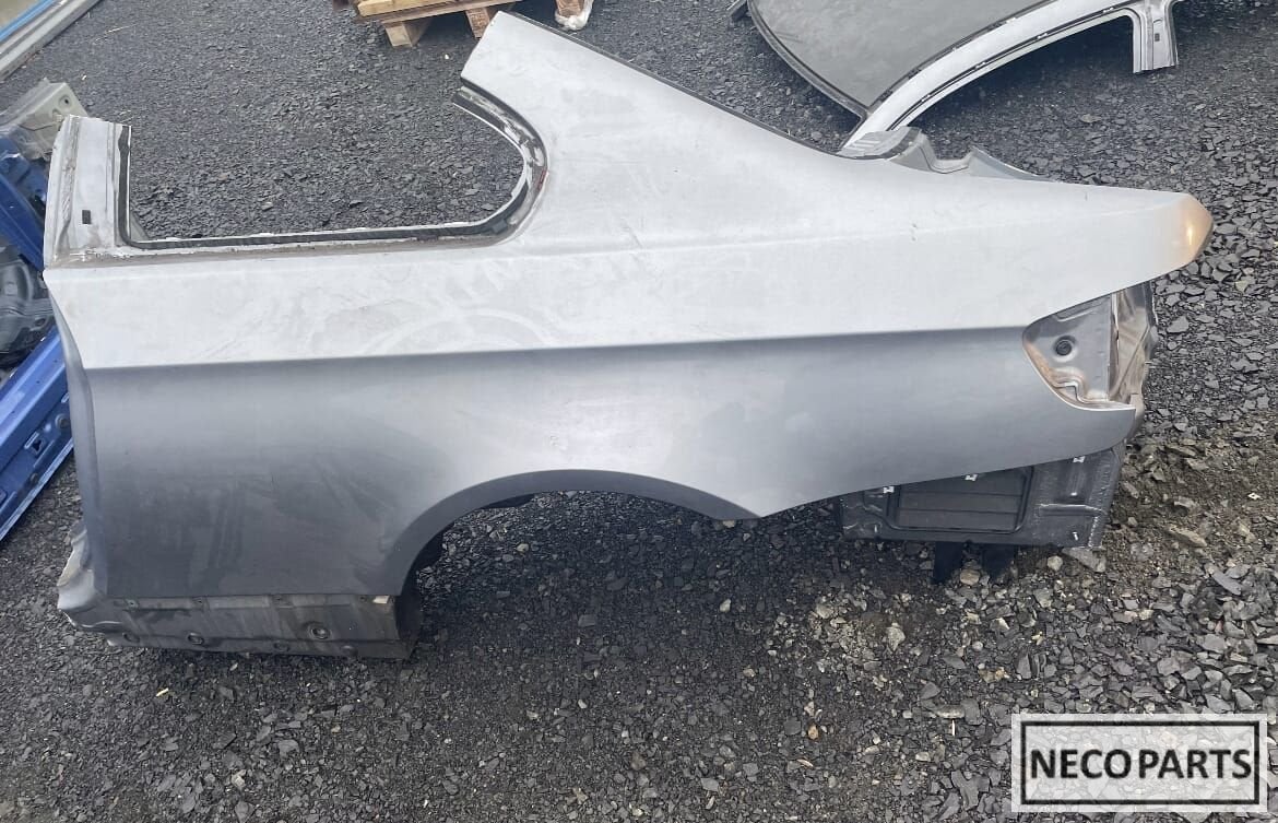 E92 M3 SCHERM ACHTERSCHERM ZIJSCHERM SNIJDEEL OP AANVRAAG!!, Gebruikt, -, Ophalen of Verzenden, Achter