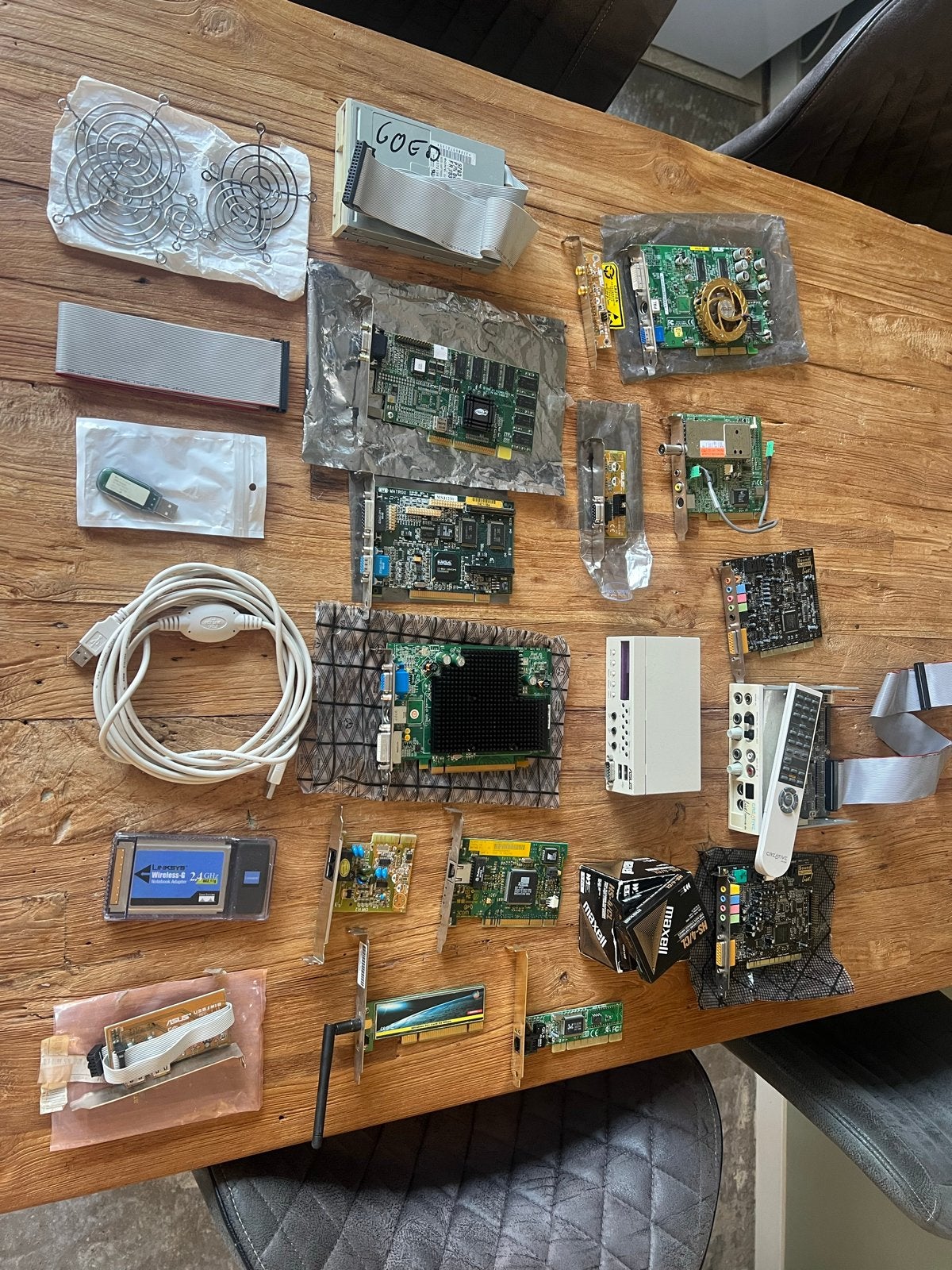 Grote Retro PC onderdelen - Matrox, Sound Blaster live, ATI, Computers en Software, Ophalen