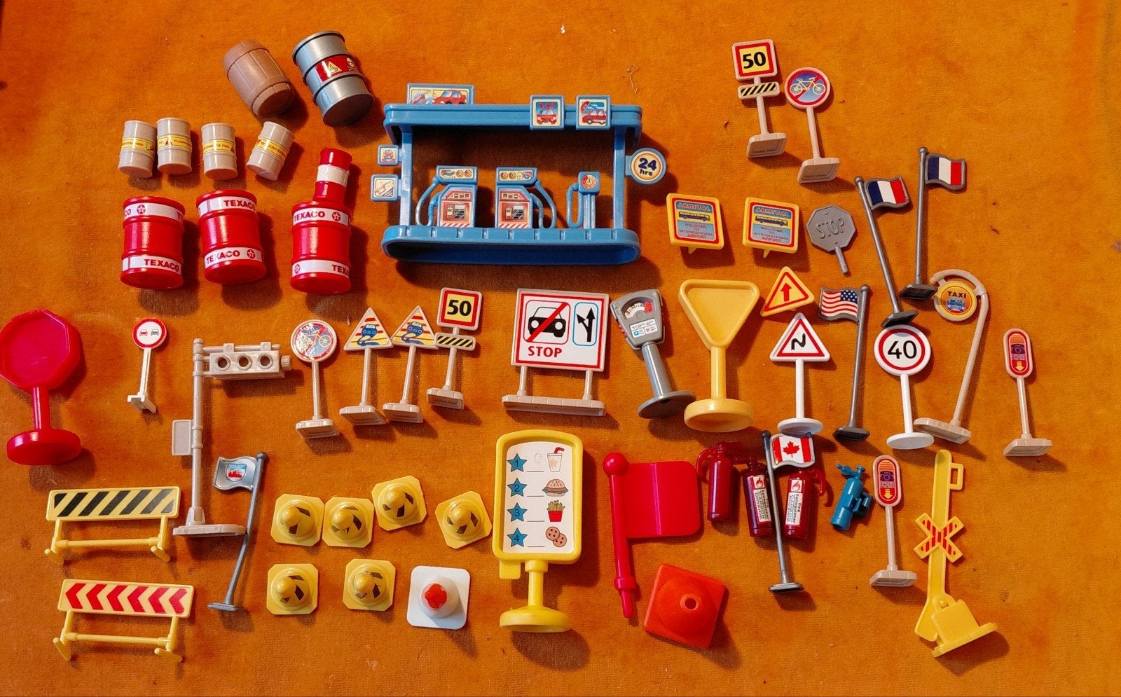 Grote set Playmobil verkeersborden en accessoires, Ophalen of Verzenden, Gebruikt, Jongen of Meisje