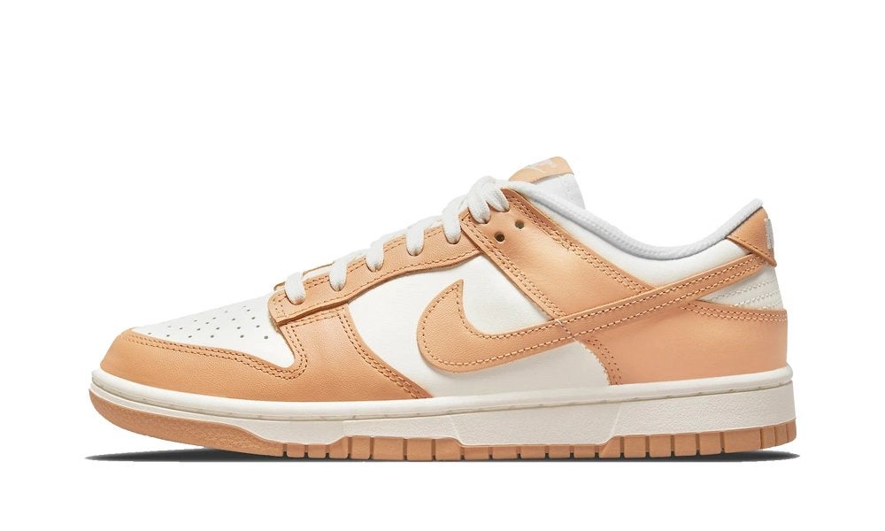 Nike Dunk Low Harvest Moon - maat 36 / 38 / 39 en 40.5, Ophalen of Verzenden, Nieuw, Beige, Sneakers of Gympen