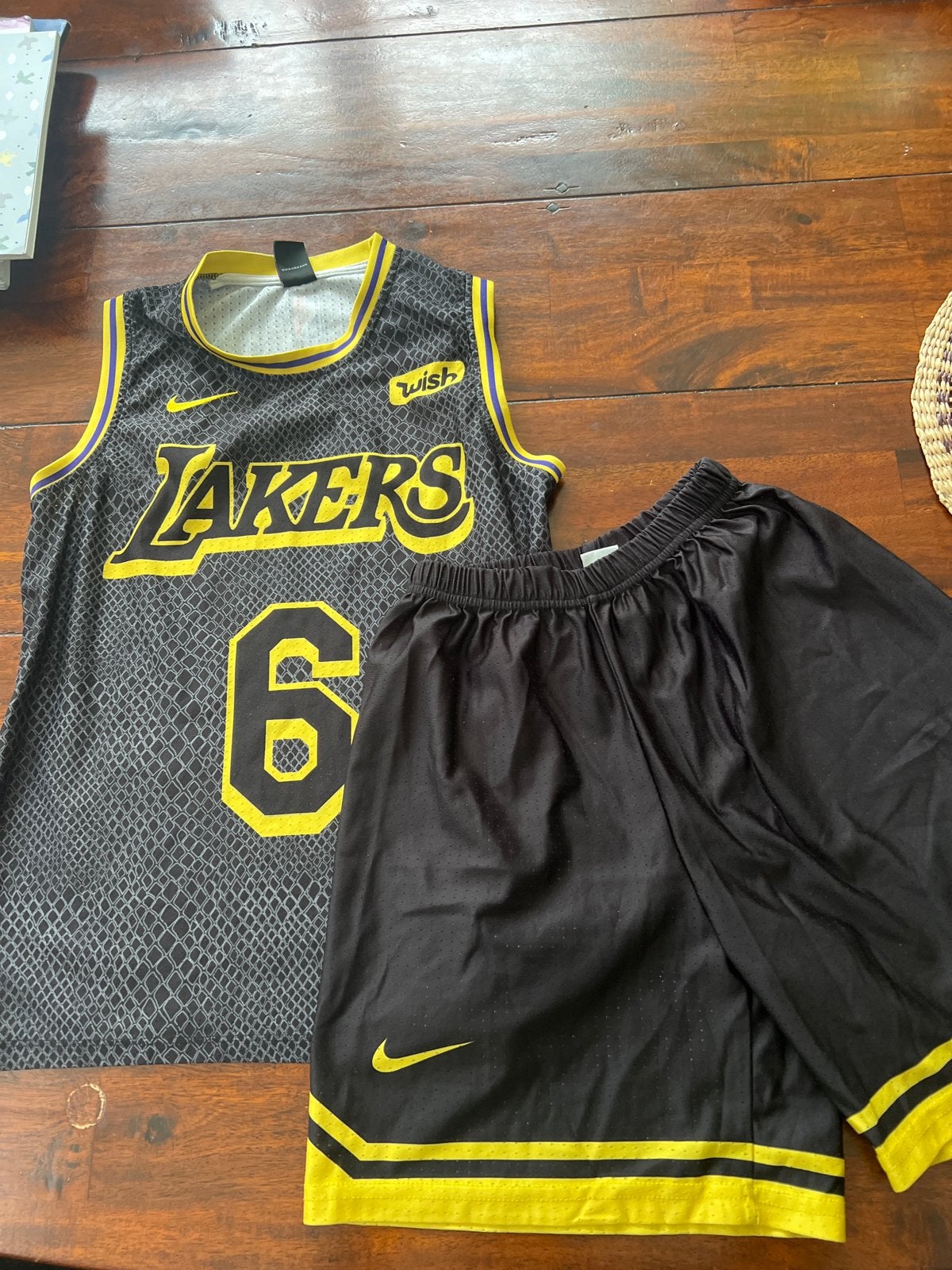 Lakers basketbal setje maat 176, Verzenden, Zo goed als nieuw, Jongen of Meisje, Setje