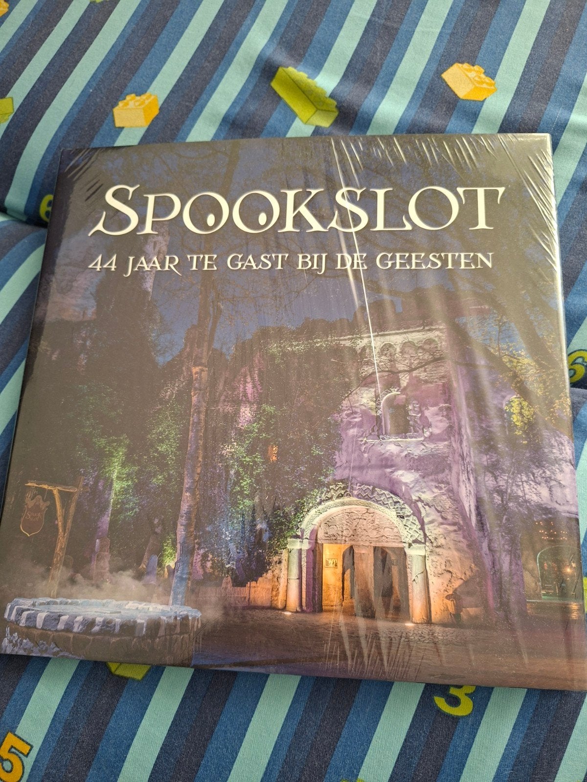 Spookslot Efteling Boek: 44 Jaar Te Gast Bij De Geesten, Ophalen of Verzenden, Nieuw