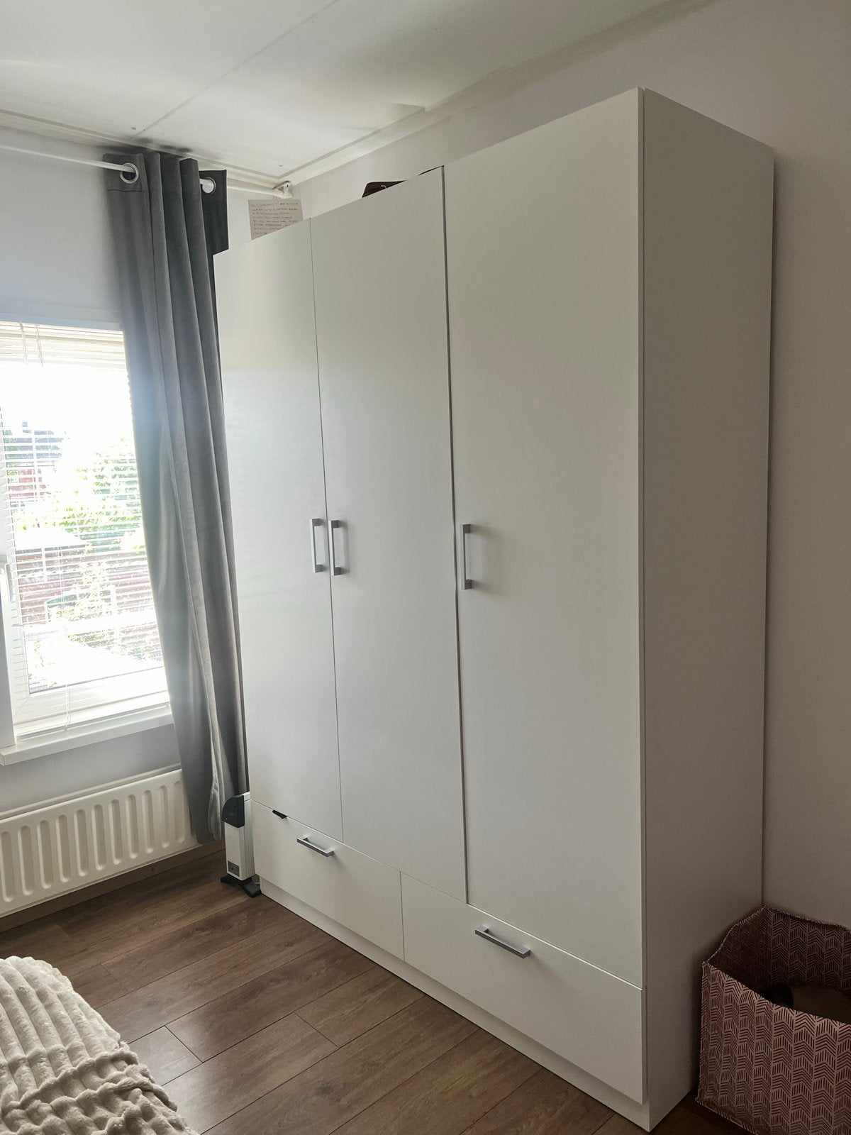 Zo goed als nieuwe witte kledingkast met lades, Overige materialen, 100 tot 150 cm, 200 cm of meer, Ophalen of Verzenden