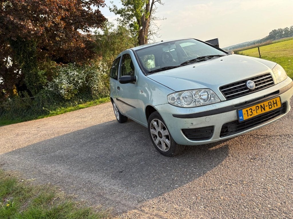 Fiat Punto 1.2 3DR 2004 Groen, Voorwielaandrijving, Stof, 4 cilinders, 400 kg