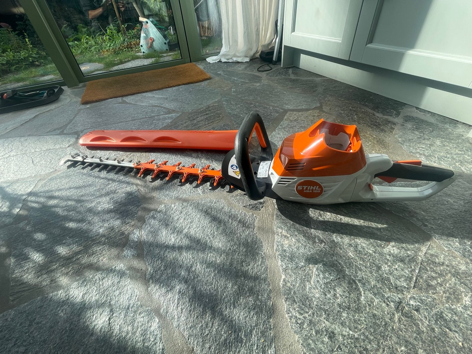 STIHL HSA 100 Professionele Accuheggenschaar 60 cm, Tuin en Terras, Ophalen, Zo goed als nieuw, Accu