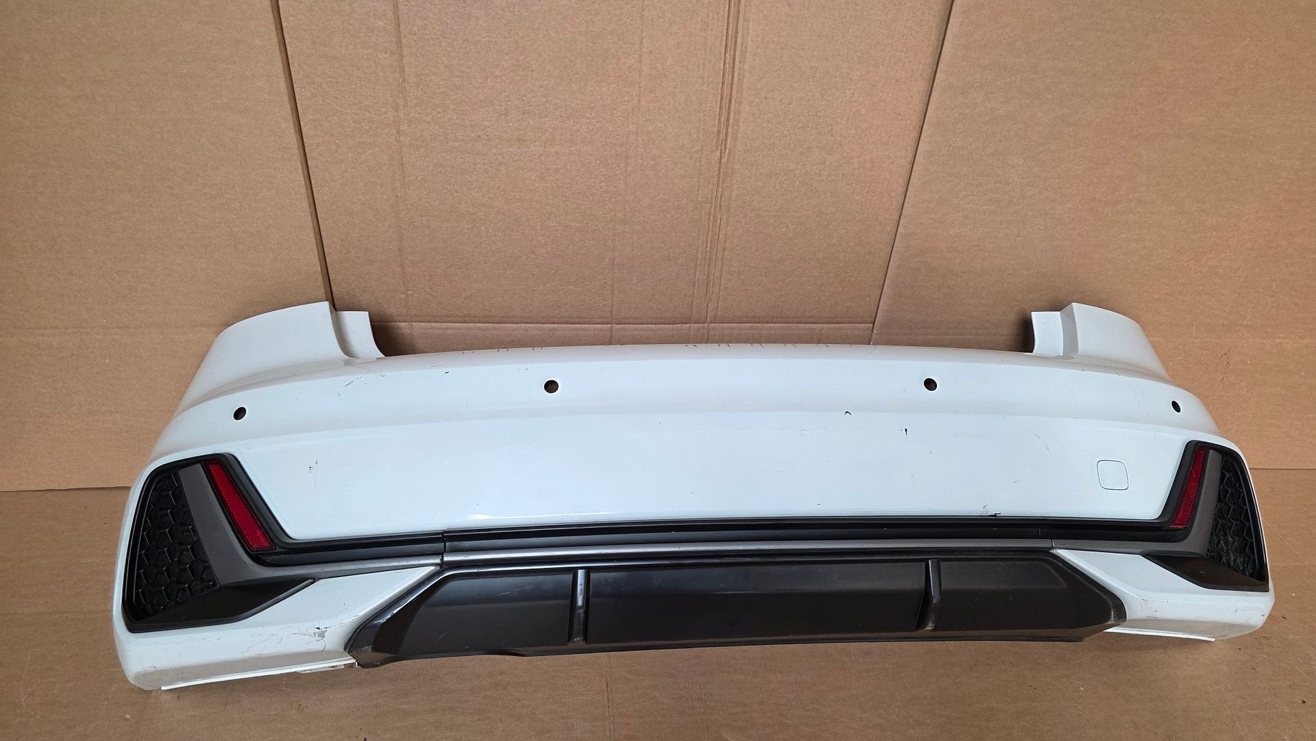 Achterbumper Audi A1 82A S-Line S9R Bumper 4xPDC SLINE, Auto-onderdelen, Gebruikt, -, Achter, Bumper
