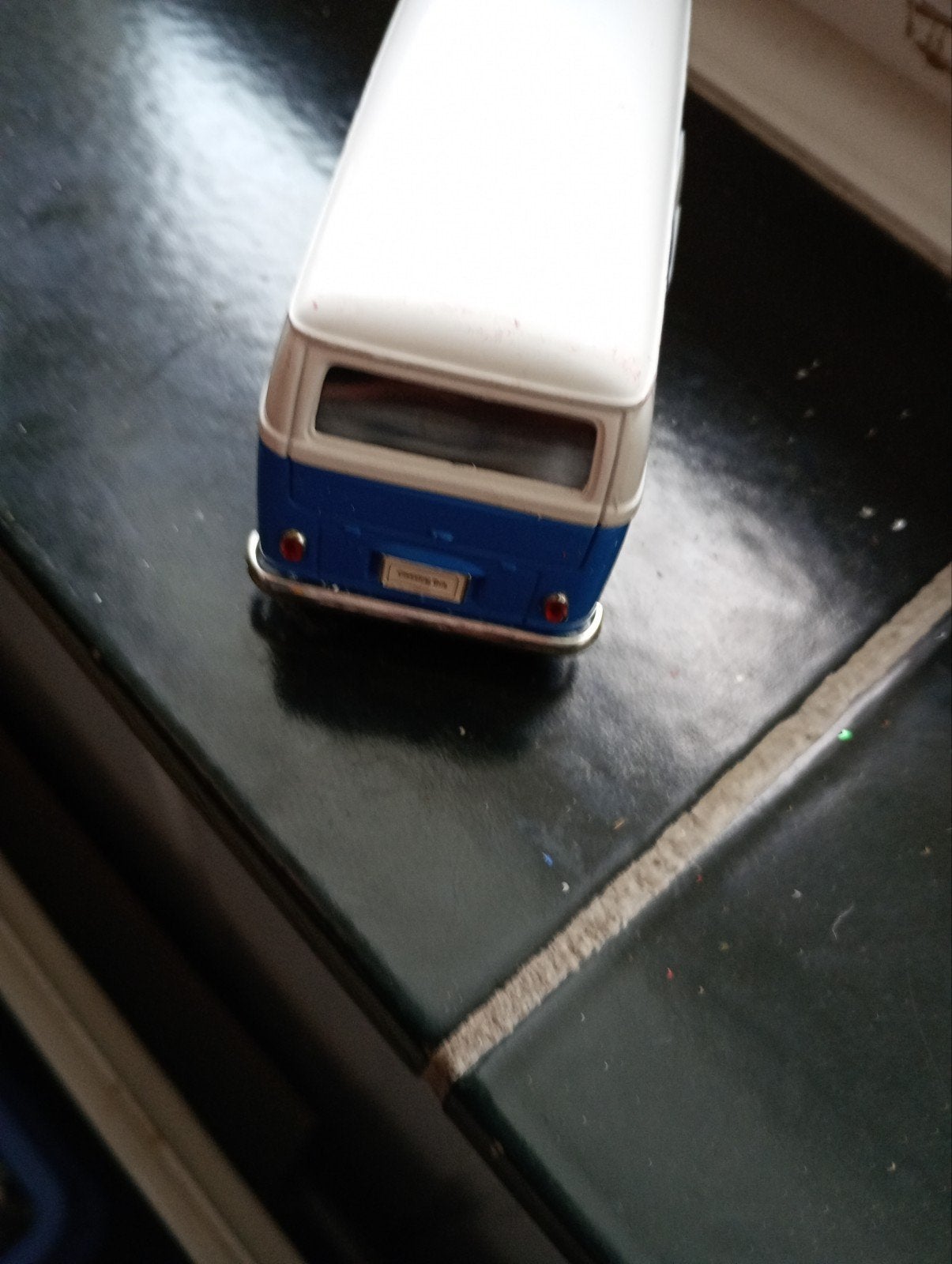 Welly Volkswagen bus , 1962, Ophalen of Verzenden, Zo goed als nieuw, Bus of Vrachtwagen, Overige merken