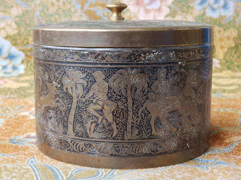 Mooi oud Oosters doosje van bewerkt koper 12,6 cm., Ophalen of Verzenden, Koper