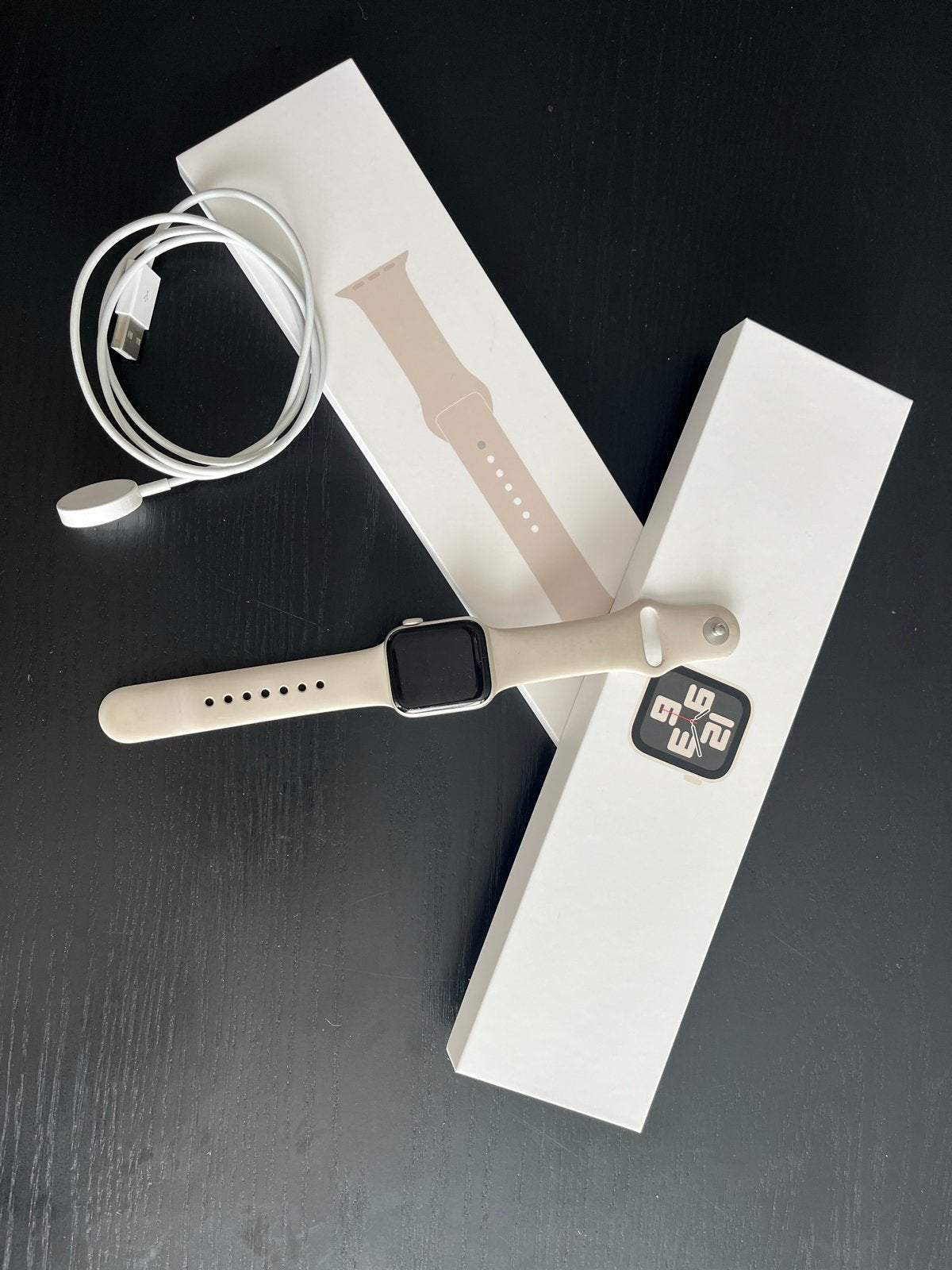 Apple Watch SE (2022) 40mm Starlight GPS + Cellular, Sieraden, Tassen en Uiterlijk, Smartwatches, Wit, IOS, Ophalen of Verzenden