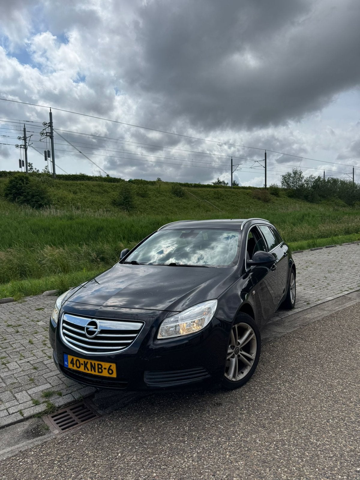 Opel Insignia 1.6 Turbo Ecotec 180pk 2010 Zwart, 4 cilinders, 179 pk, Zwart, Origineel Nederlands