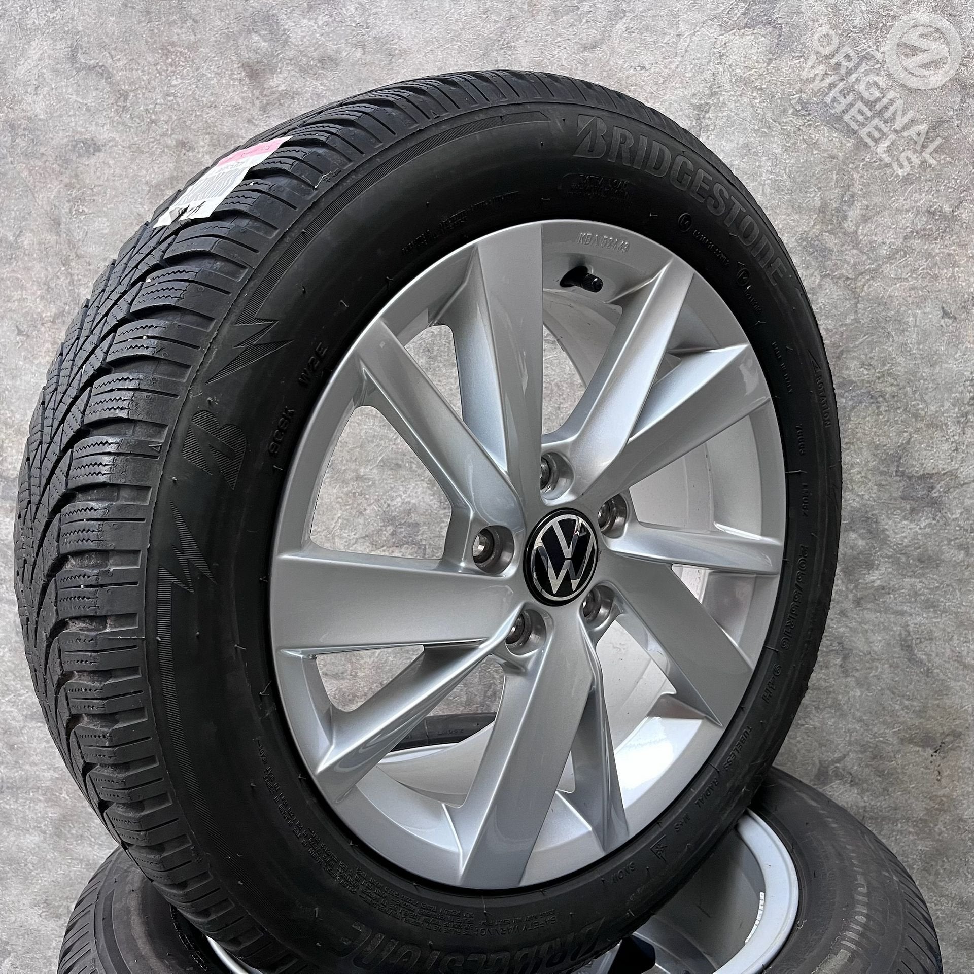 16 inch originele Gavia velgen + winterbanden VW Golf 8, Gebruikt, -, Banden en Velgen, -