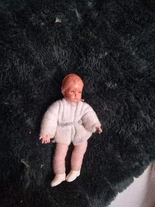 Caco popje 5 cm baby, Verzamelen, Poppenhuizen en Toebehoren, Ophalen of Verzenden