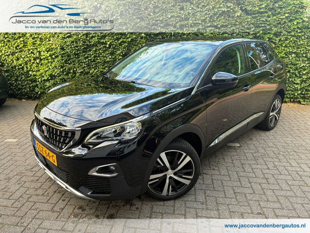Peugeot 3008 1.2 PureTech Allure I 360 Camera I Navigatie, Voorwielaandrijving, Gebruikt, 1199 cc, Leder en Stof