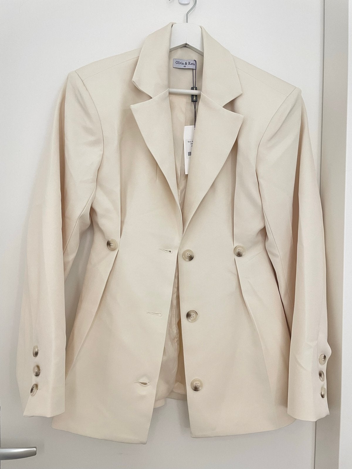 Olivia & Kate blazer crème XS - Nieuw met klein vlekje, Kleding | Dames, Beige, Nieuw, Ophalen of Verzenden, Jasje