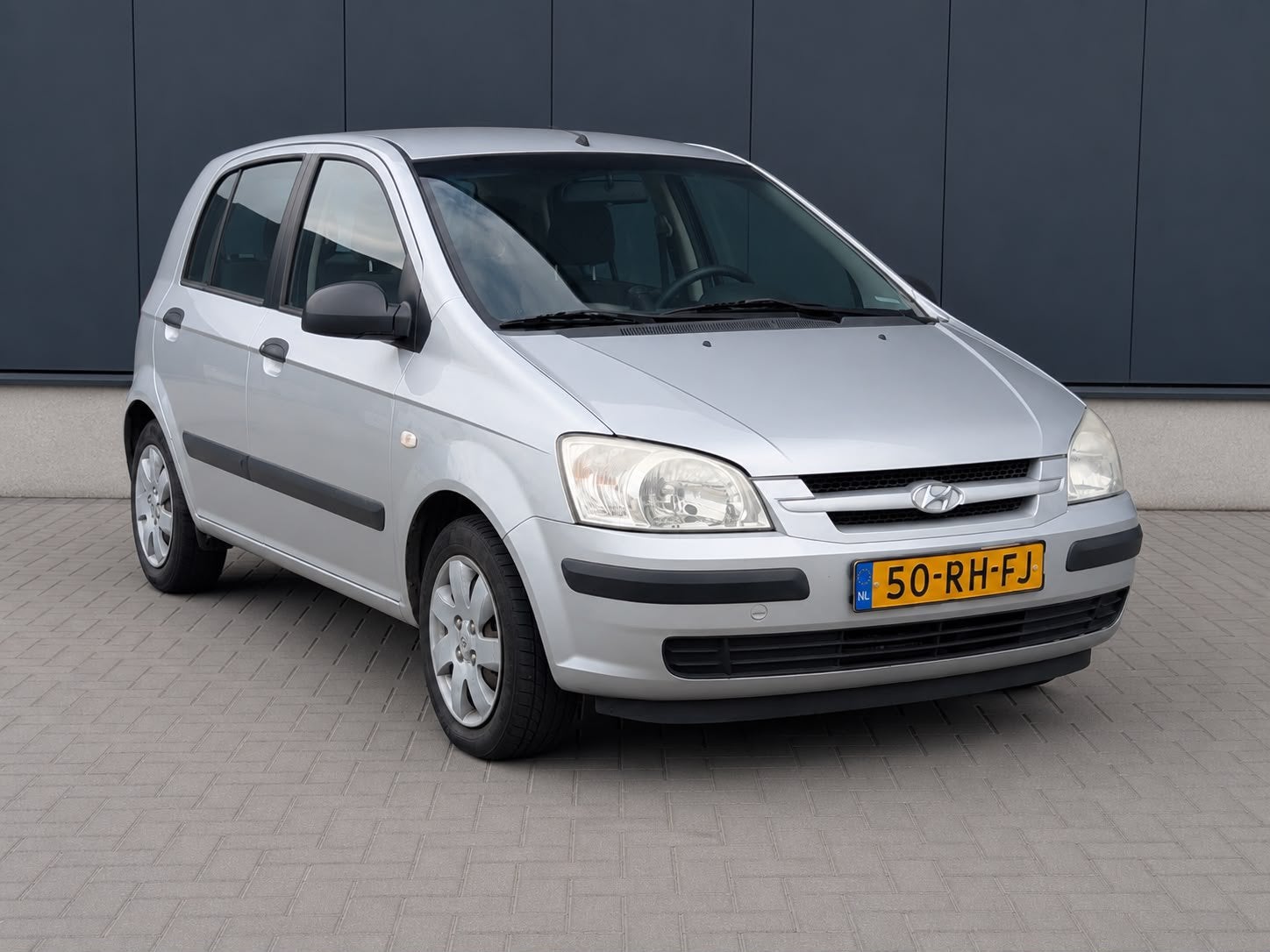 Hyundai Getz 1.1 5DRS 2005 Grijs Nieuwe apk!, Auto's, Hyundai, Voorwielaandrijving, 450 kg, 924 kg, 31 €/maand