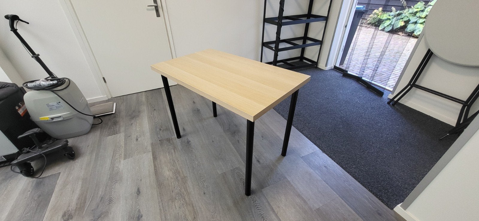 IKEA LINNMON / ADILS Bureau, wit gelazuurd eikeneffect/zwart, Ophalen, Demontabel, Zo goed als nieuw, IKEA