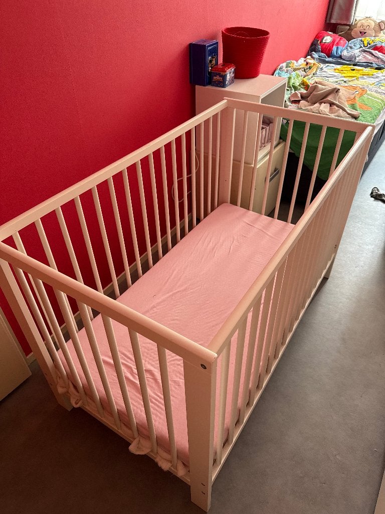 Ledikant IKEA, Kinderen en Baby's, Babywiegjes en Ledikanten, Ophalen, Gebruikt, Ledikant