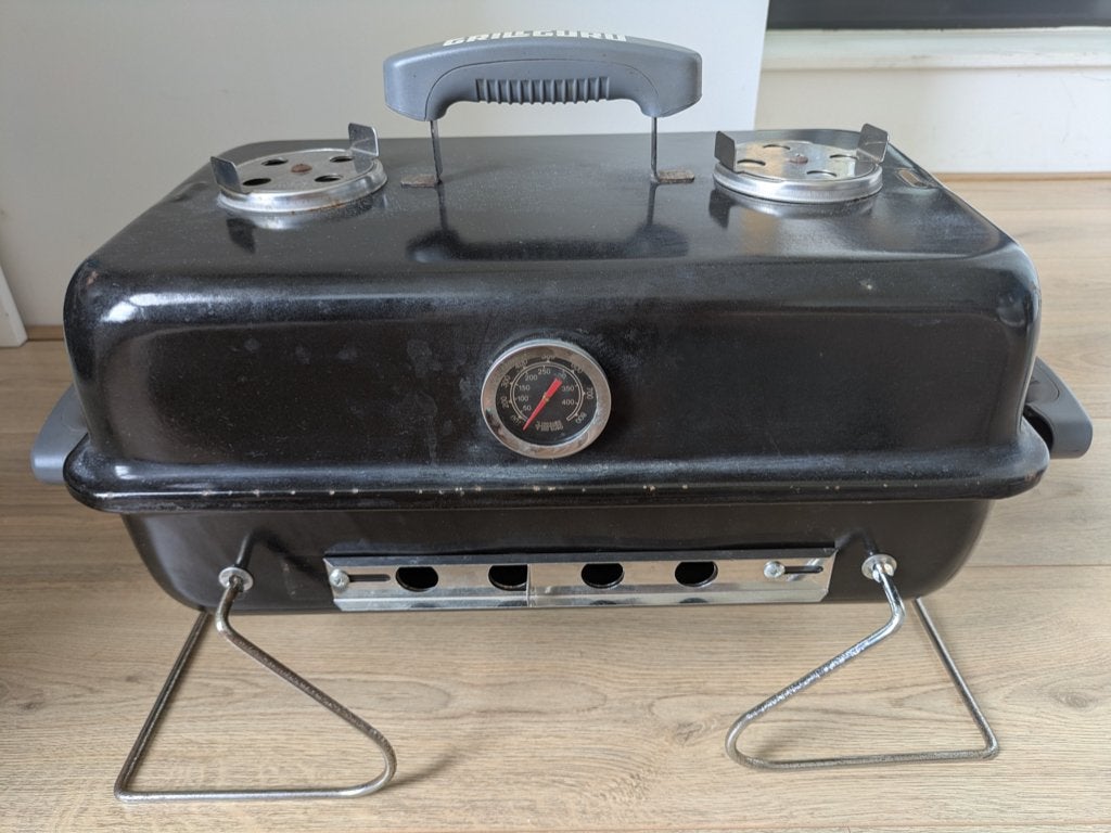 Grill Guru Houtskoolbarbecue - draagbaar, Tuin en Terras, Houtskoolbarbecues, Ophalen, Gebruikt, Grill Guru, Met accessoires
