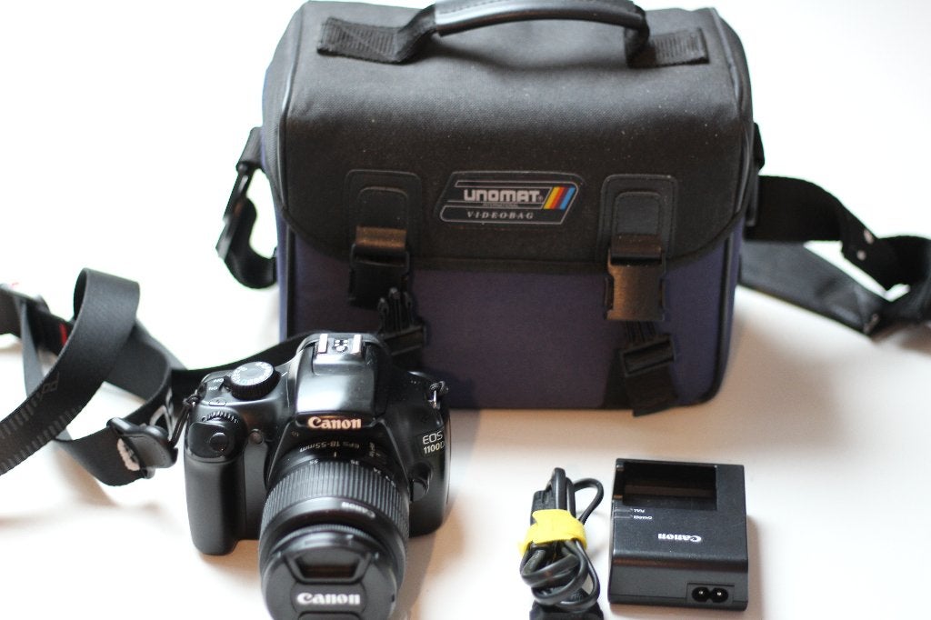 nette Canon 1100D met Canon 18-55 lens en tas, Audio, Tv en Foto, Fotocamera's Digitaal, Ophalen, Beeldstabilisatie, Spiegelreflex