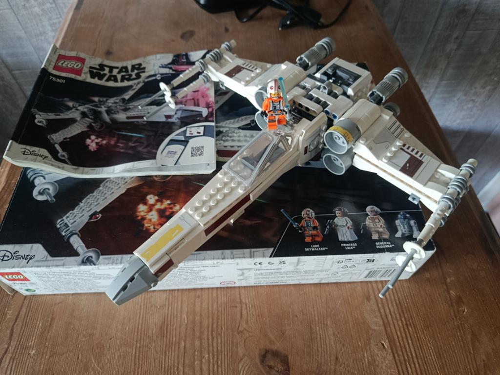 LEGO Star Wars X-Wing Starfighter (75301) met minifiguur, Ophalen, Gebruikt, Overige typen