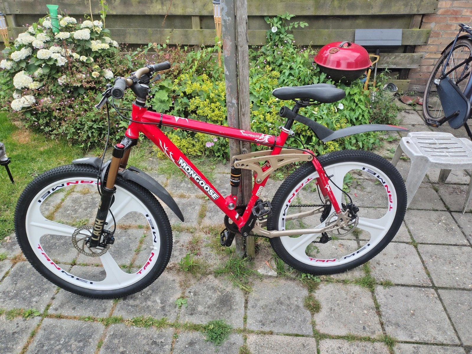mongoose pro swashbuckling 1 maat m 26 inch dubbele geveerd, Fully, 49 tot 53 cm, Zo goed als nieuw, Schijfrem