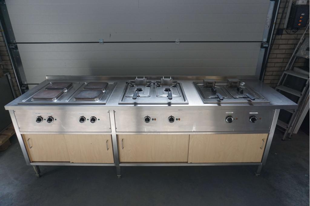RVS horeca baklijn keuken dubbele friteuse en kookplaten, Zakelijke goederen, Horeca | Keukenapparatuur, Fornuis, Frituur en Grillen