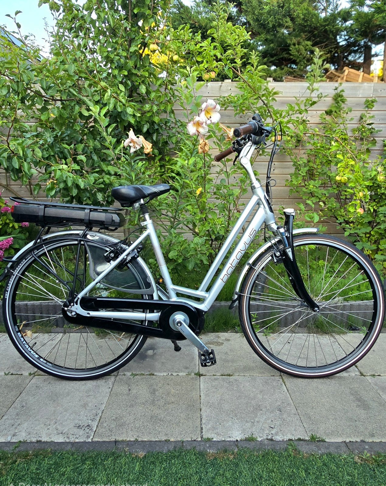 BATAVUS STREAM   1775 km op dw teller  z.g.a.n, 51 tot 55 cm, Ophalen, Zo goed als nieuw, Batavus