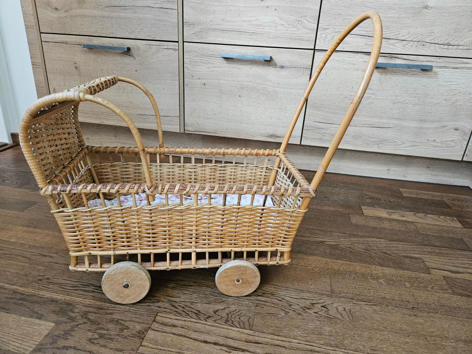 brocante poppenwagen, Ophalen, Babypop