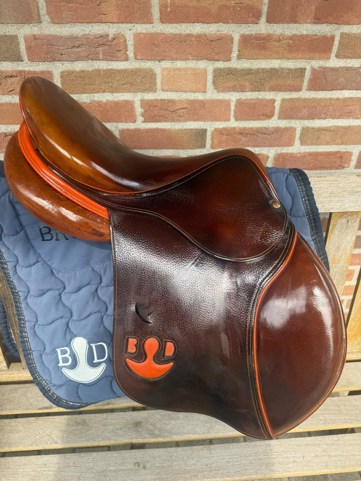 Bruno Delgrange zadel 17 inch, Ophalen, Overige merken, M (17 inch), Inclusief zadelhoes