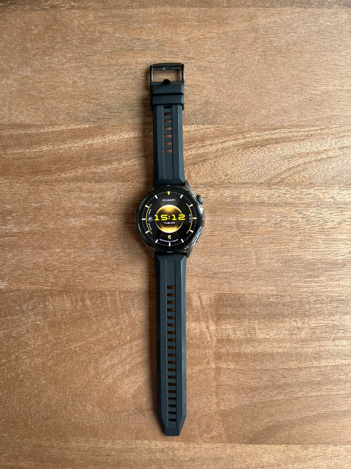 Smartwatches huawai GT6, Overige materialen, Polshorloge, Kunststof, Zo goed als nieuw