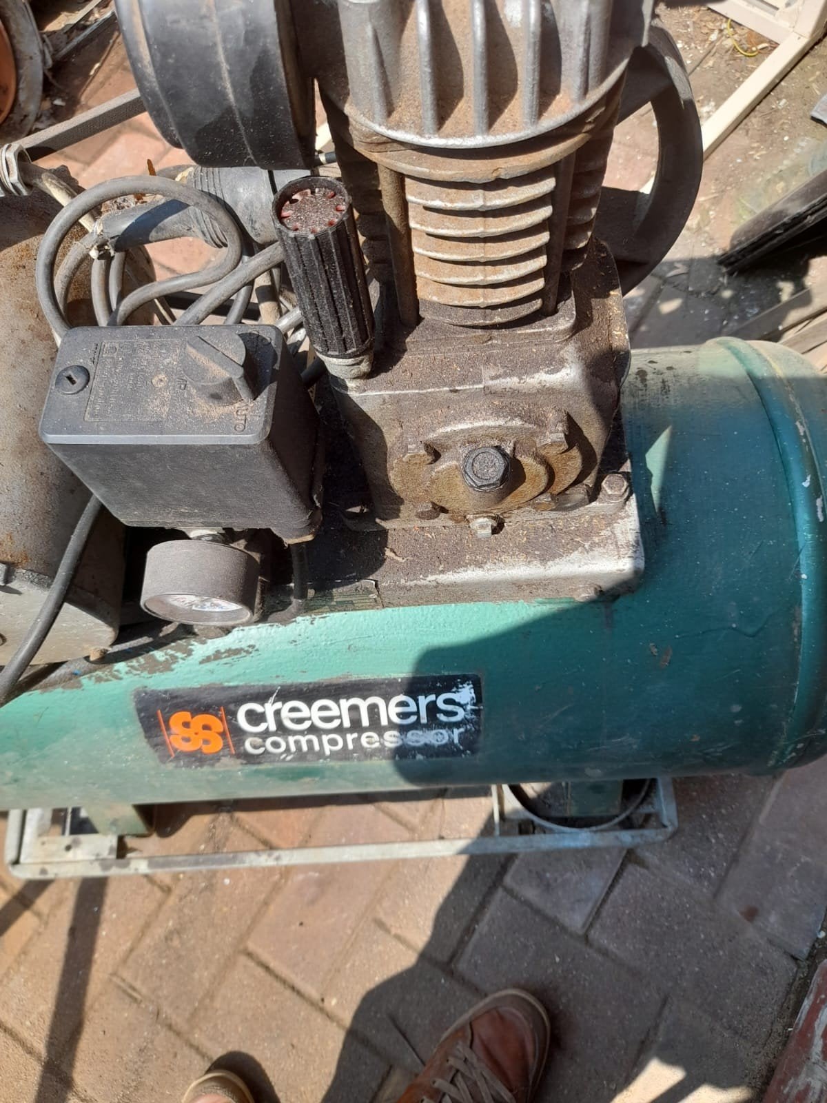 Creemers compressor, Doe-het-zelf en Verbouw, Compressors, 25 tot 100 liter, Ophalen of Verzenden, 200 tot 400 liter/min