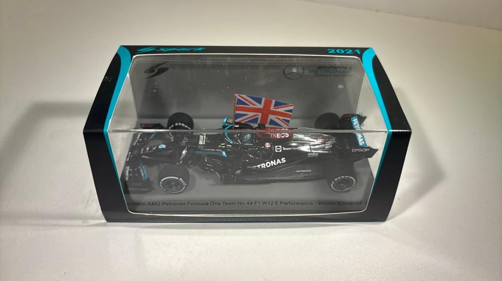 F1 mercedes amg w12e lewis Hamilton win britsh 2021 spark, Overige merken, Auto, Ophalen of Verzenden, A