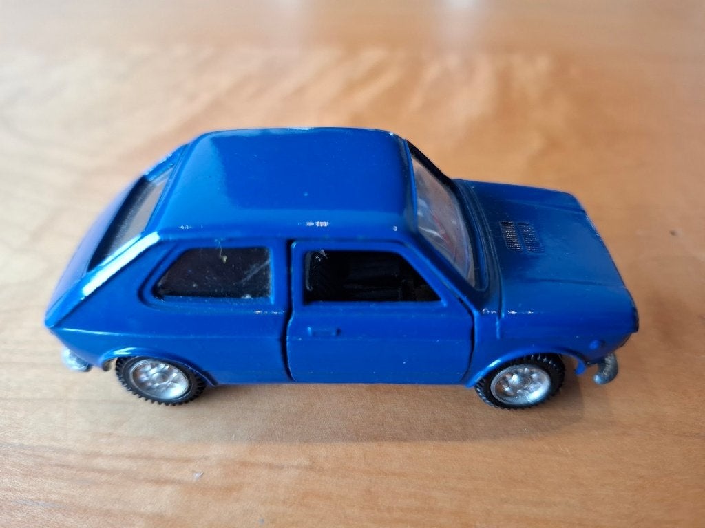 FIAT 127 MERCURY SCHAAL 1/43 IN ZEER GOEDE STAAT, Ophalen of Verzenden, Zo goed als nieuw, Auto, Overige merken