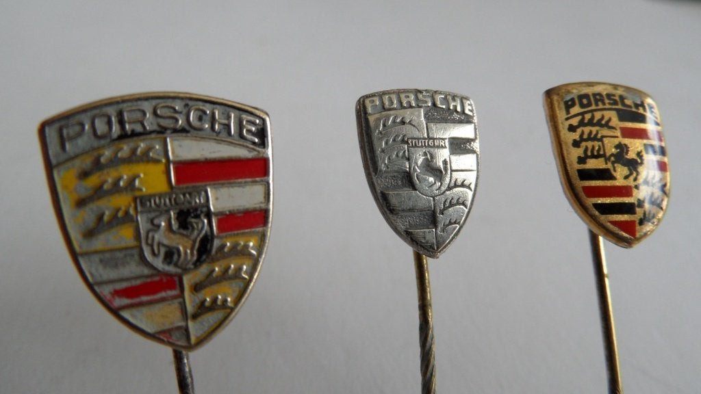 Porsche sportwagen speldjes 3 x, Verzenden, Gebruikt, Merk, Speldje of Pin