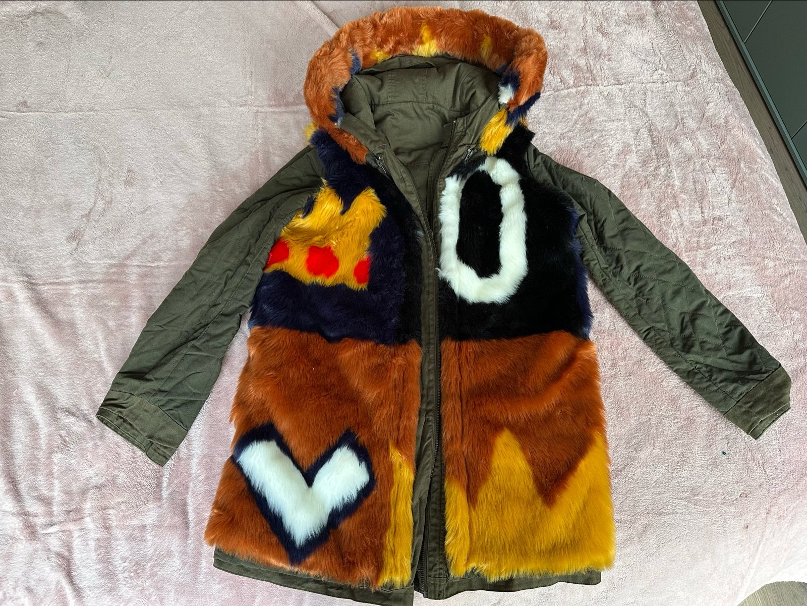 Desigual parka met kleurrijke faux fur voering, Kleding | Dames, Ophalen of Verzenden, Gedragen, Maat 36 (S), Groen
