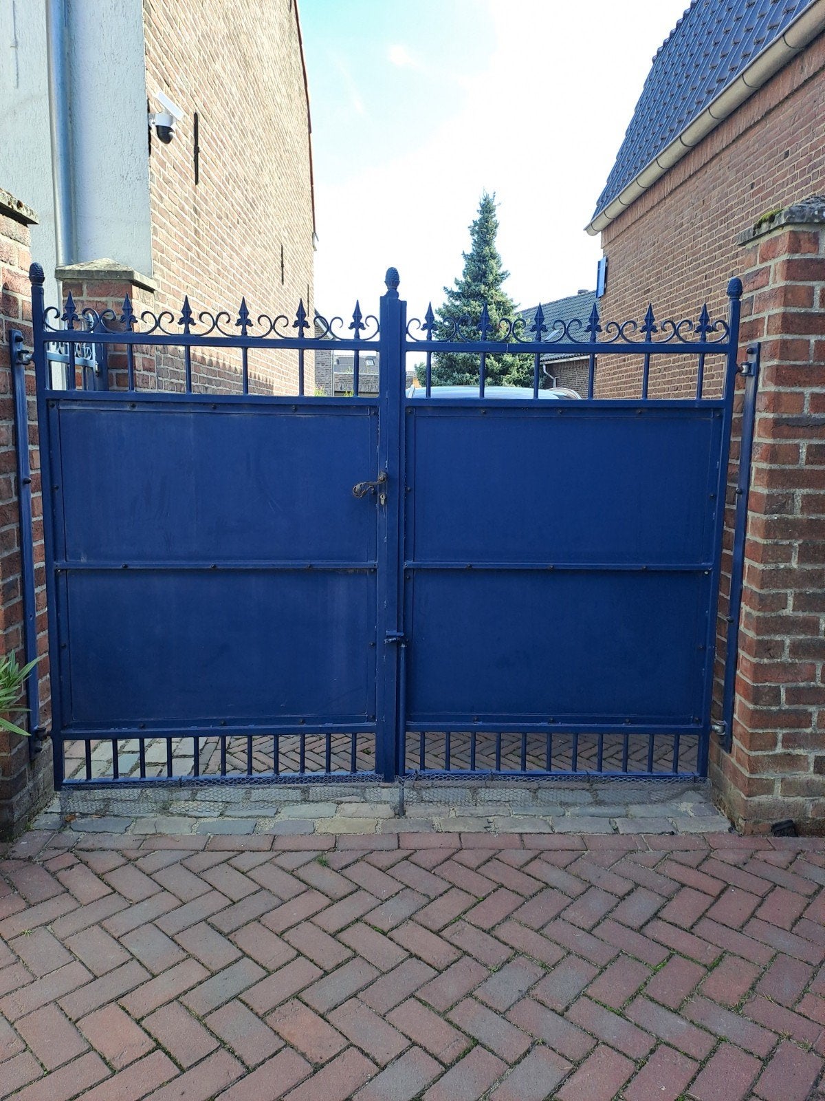 IJzeren sierhekwerk met looppoort en dubbele poort, Ophalen, Gebruikt, IJzer
