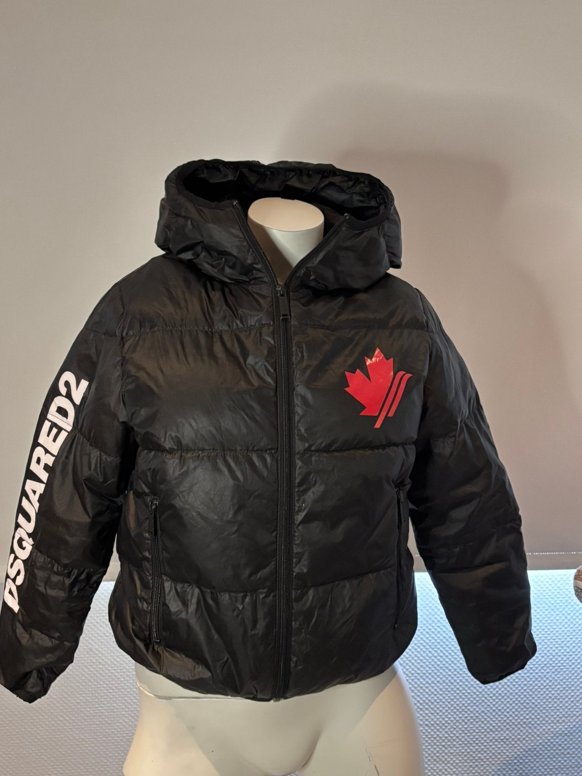 Dsquared2 winterjas 10 jaar, Kinderen en Baby's, Ophalen of Verzenden, Zo goed als nieuw, Jongen of Meisje, Jas