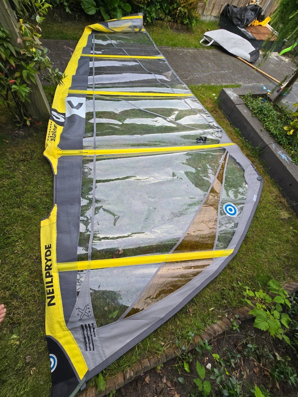 NeilPryde V8 Slalom 6.3 m² windsurfzeil, Ophalen, Met draagtas, 5 tot 6.5 m², Zo goed als nieuw