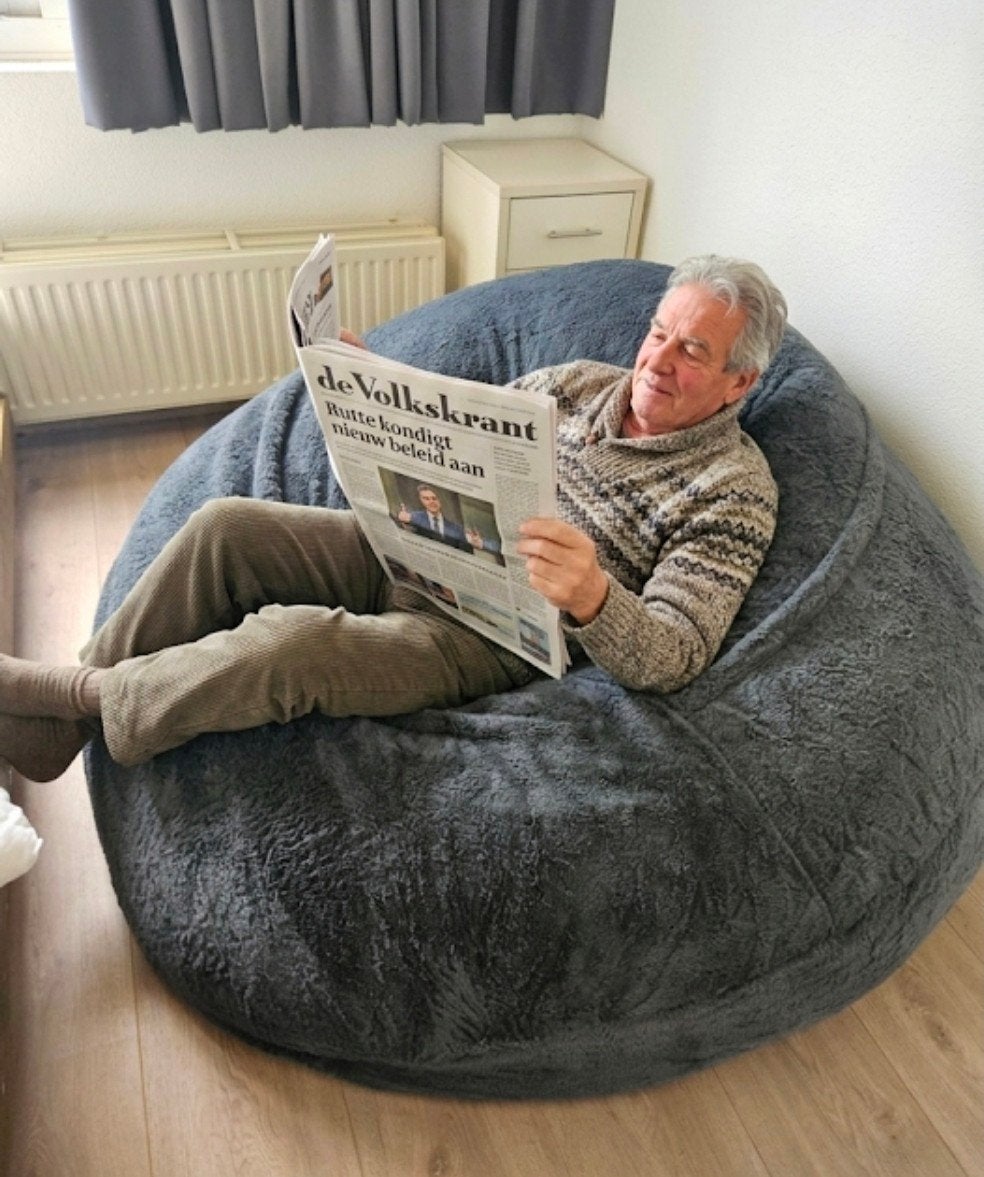 XXL Grijze Pluche Zitzak - Zo goed als nieuw, Huis en Inrichting, Zitzakken, Ophalen of Verzenden, Zo goed als nieuw, Grijs