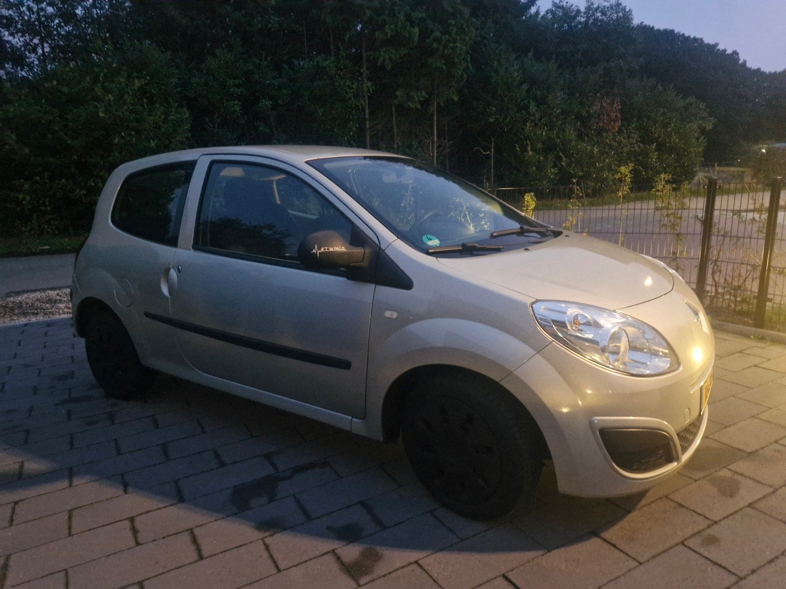 Renault Twingo 1.2 16V 2008 Airco, Elek. ramen, Auto's, Renault, Voorwielaandrijving, Twingo, 31 €/maand, 4 cilinders